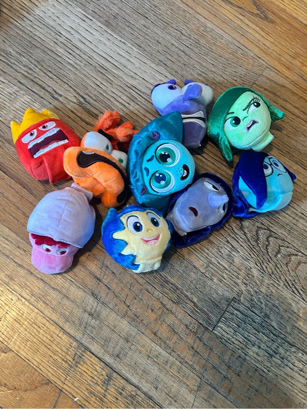 Disney Inside Out 2 Plush headbands Emotions Assortment - Multicolor - Picture 15 of 16